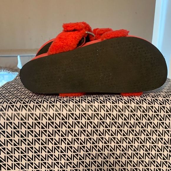 Rag and Bone Evin Red Suede Sandals - Picture 5 of 15